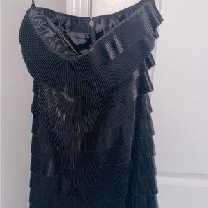 Express dress like new gold zipper in back